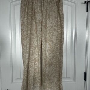 Ripskirt Beachcomber Beige Floral Patterned Pants